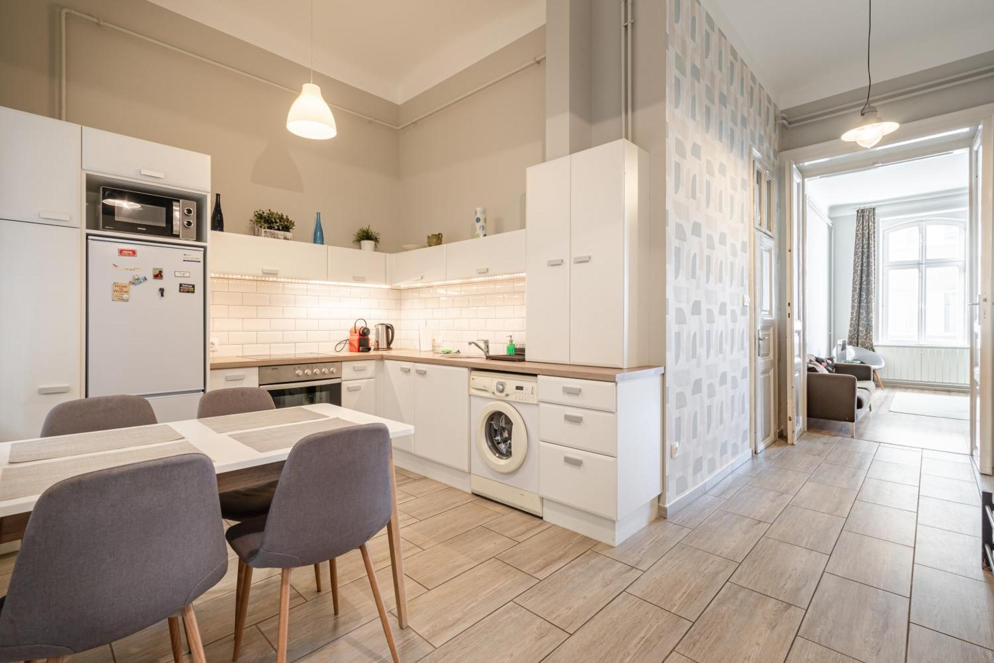 Bpr Castle Hill Apartment With Garden Budapest Bagian luar foto